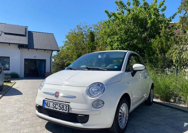 Fiat 500 cena 24400 przebieg: 148000, rok produkcji 2010 z Poznań małe 529